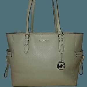 Michael Kors Leather Gilly Drawstring Travel Utility Work Green Shoulder Tote
